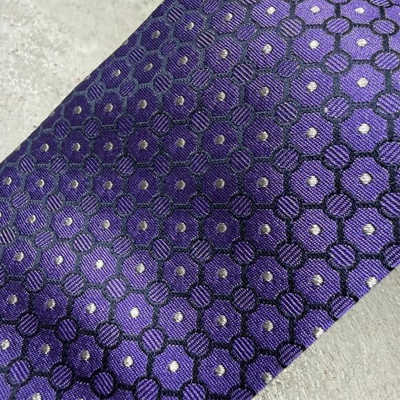 Giorgio Armani Tie Purple Geometric 100% Silk Woven Made in Italy 3.25" - Picture 2 of 5